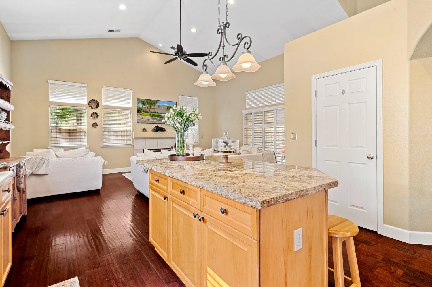 Detail Gallery Image 14 of 48 For 3148 Roland Garros Ln, Modesto,  CA 95355 - 4 Beds | 2/1 Baths