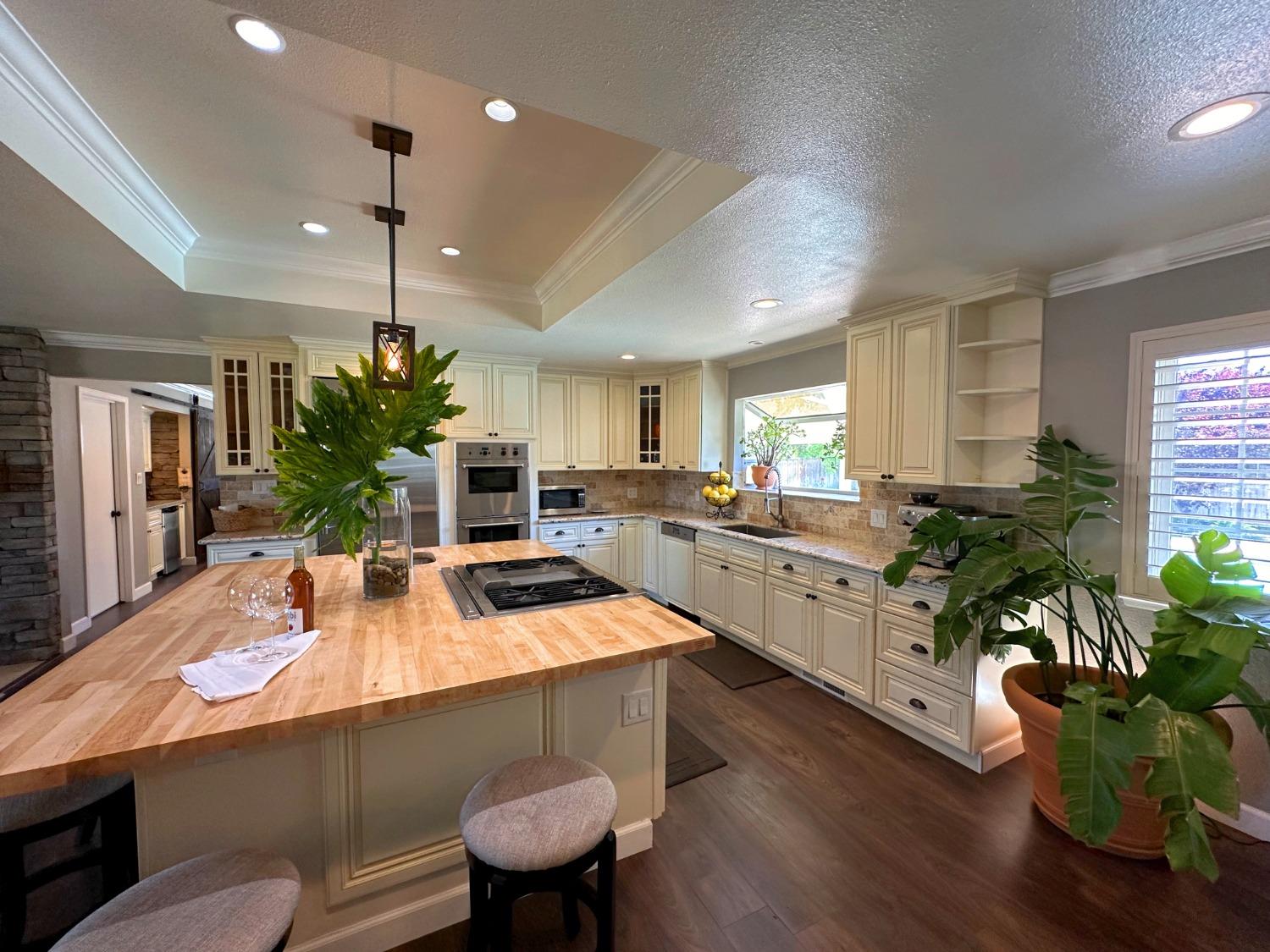 Detail Gallery Image 23 of 86 For 336 Shady Acres Dr, Lodi,  CA 95242 - 3 Beds | 2/1 Baths