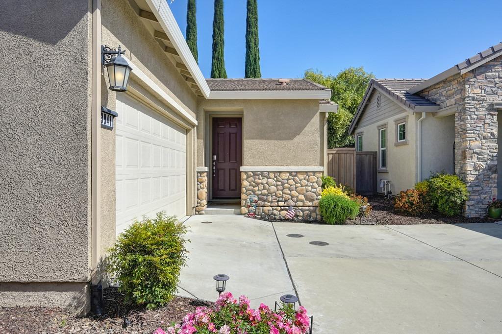 Detail Gallery Image 4 of 84 For 3941 Arco Del Paso Ln, Sacramento,  CA 95834 - 2 Beds | 2 Baths