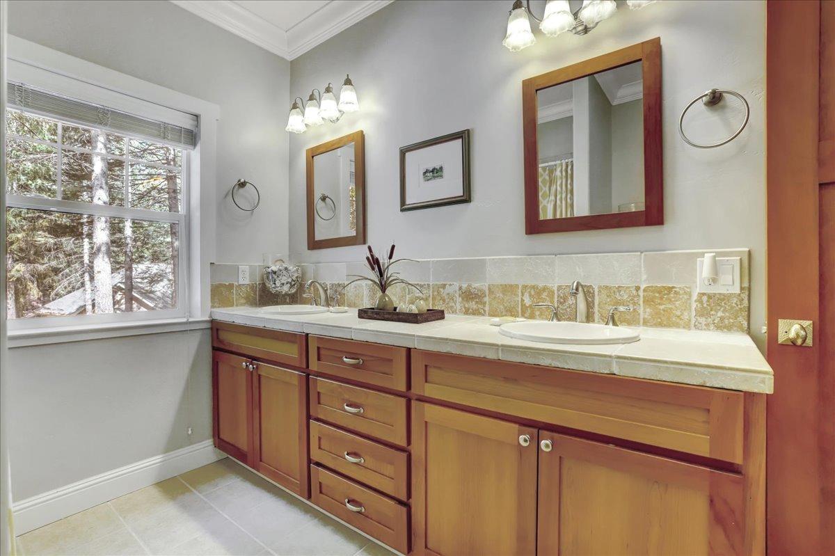 Detail Gallery Image 37 of 86 For 10656 Jasper Agate Ct, Nevada City,  CA 95959 - 4 Beds | 2/1 Baths