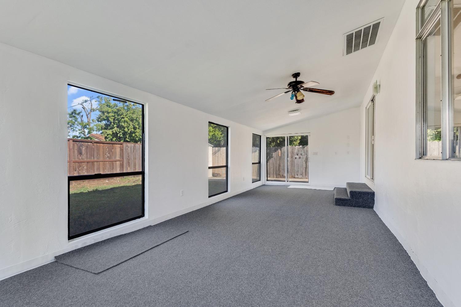 Detail Gallery Image 16 of 24 For 234 Swain C Ct, Stockton,  CA 95207 - 3 Beds | 2 Baths