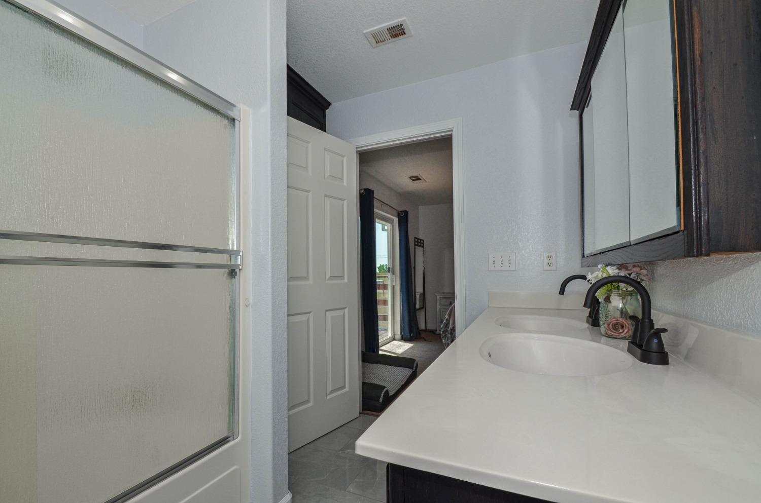Detail Gallery Image 21 of 32 For 3170 Village Dr, Ione,  CA 95640 - 3 Beds | 2 Baths