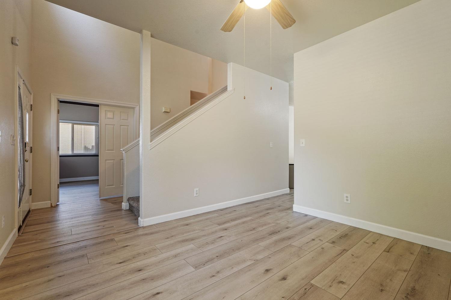 Detail Gallery Image 6 of 47 For 2512 Yosemite Ave, Escalon,  CA 95320 - 4 Beds | 2/1 Baths