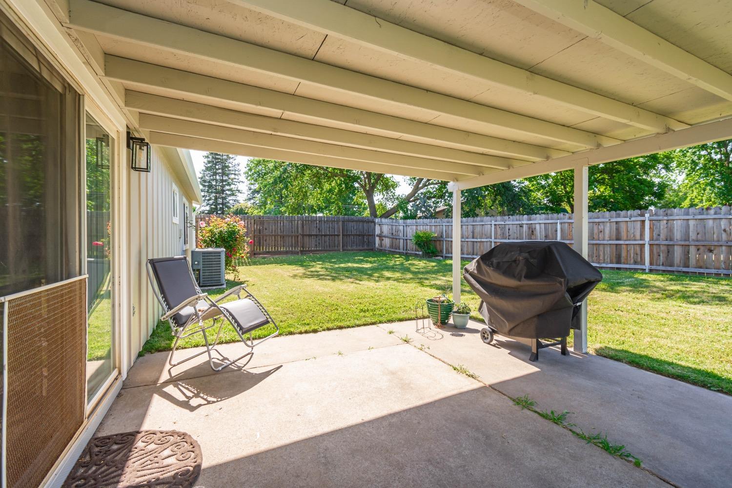 Detail Gallery Image 14 of 22 For 6704 Whyte, Citrus Heights,  CA 95621 - 3 Beds | 2 Baths