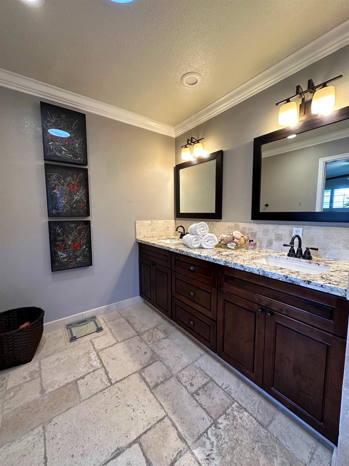 Detail Gallery Image 55 of 86 For 336 Shady Acres Dr, Lodi,  CA 95242 - 3 Beds | 2/1 Baths