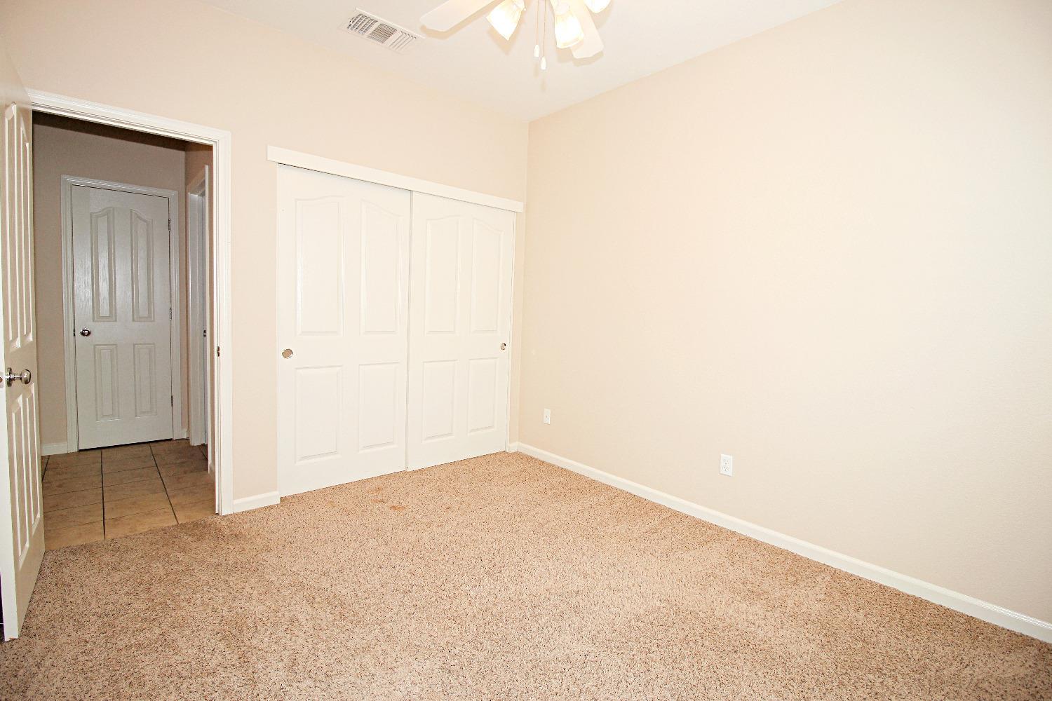 Detail Gallery Image 14 of 19 For 1935 W Indiana St, Gridley,  CA 95948 - 3 Beds | 2 Baths