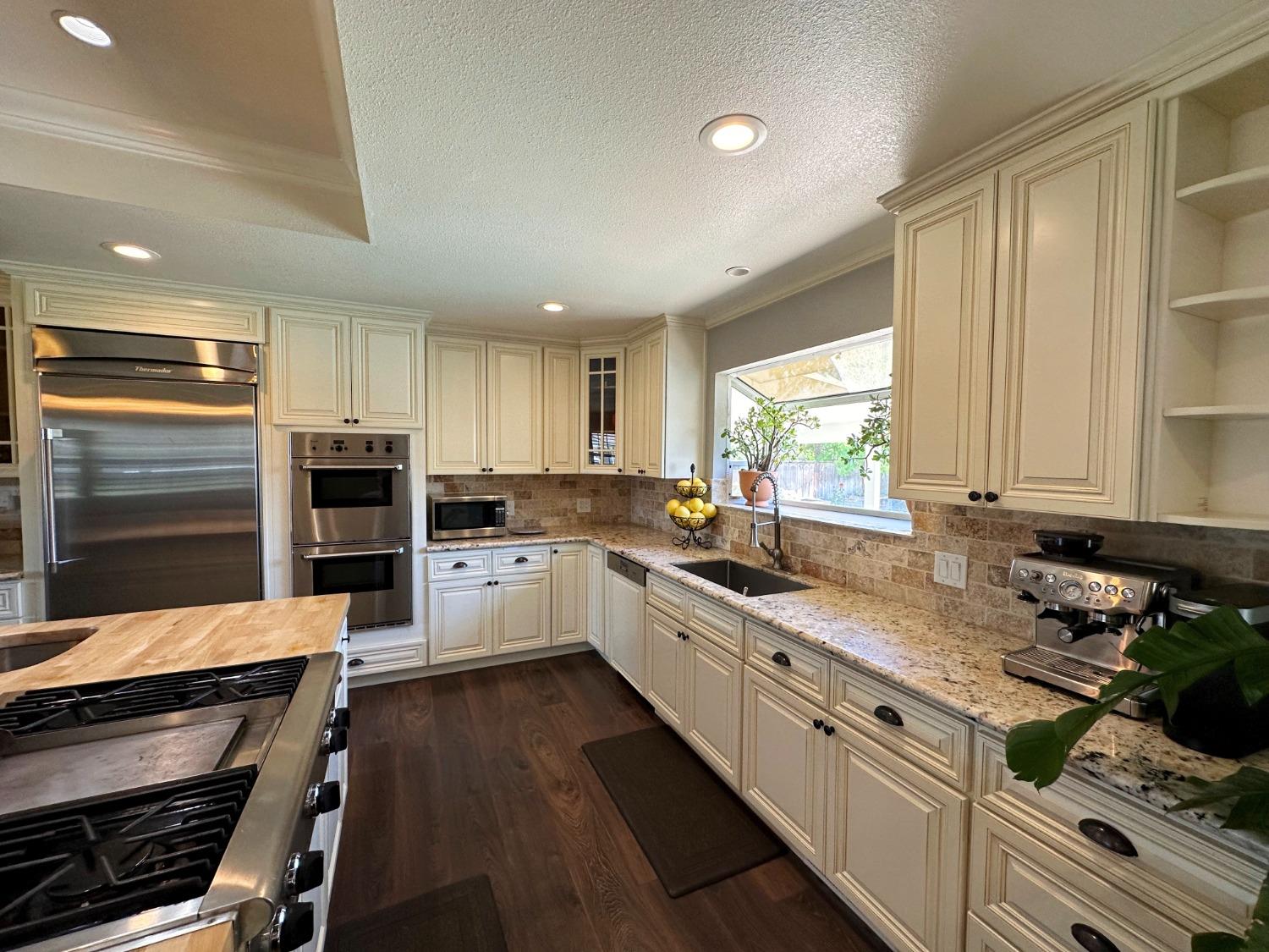 Detail Gallery Image 25 of 86 For 336 Shady Acres Dr, Lodi,  CA 95242 - 3 Beds | 2/1 Baths
