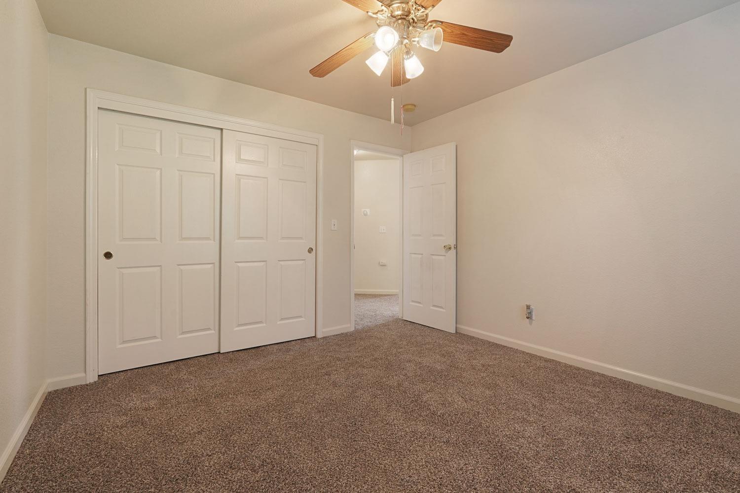 Detail Gallery Image 28 of 47 For 2512 Yosemite Ave, Escalon,  CA 95320 - 4 Beds | 2/1 Baths