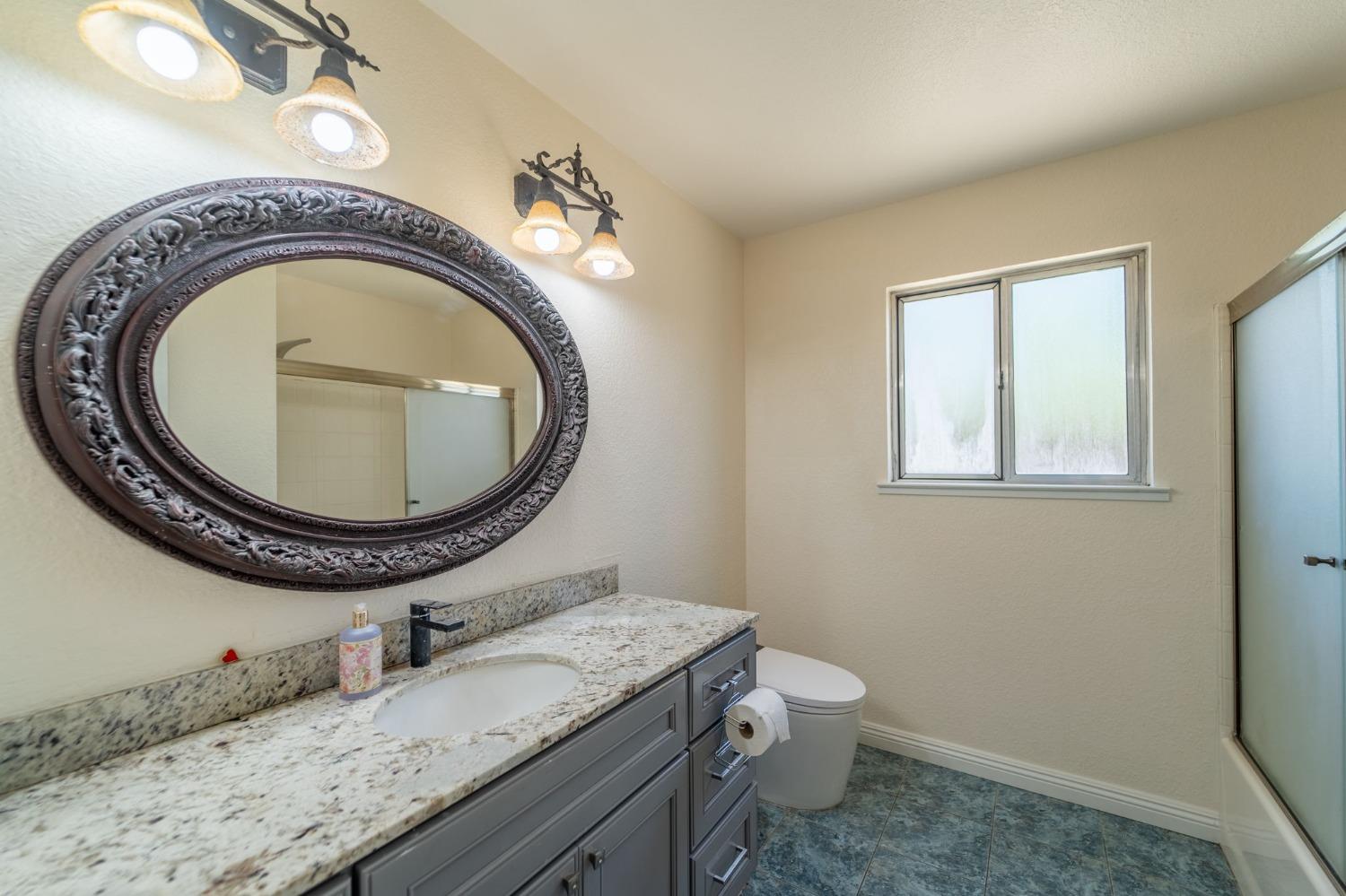 Detail Gallery Image 26 of 39 For 1595 Nicklaus Way, Manteca,  CA 95337 - 3 Beds | 2 Baths