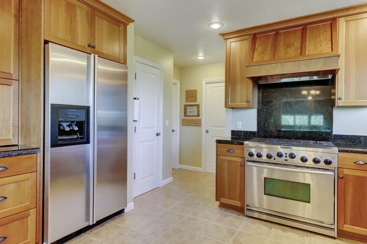 Detail Gallery Image 9 of 99 For 14799 Applewood Ln, Nevada City,  CA 95959 - 3 Beds | 3/1 Baths