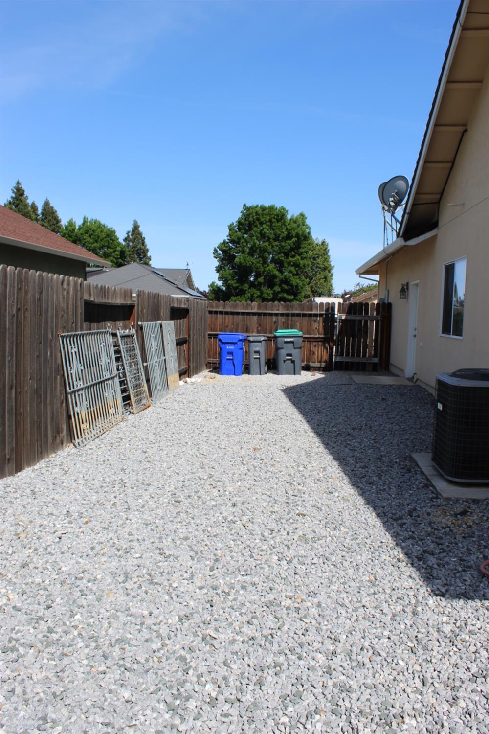Detail Gallery Image 45 of 55 For 12895 Gardenia Ave, Red Bluff,  CA 96080 - 3 Beds | 2 Baths