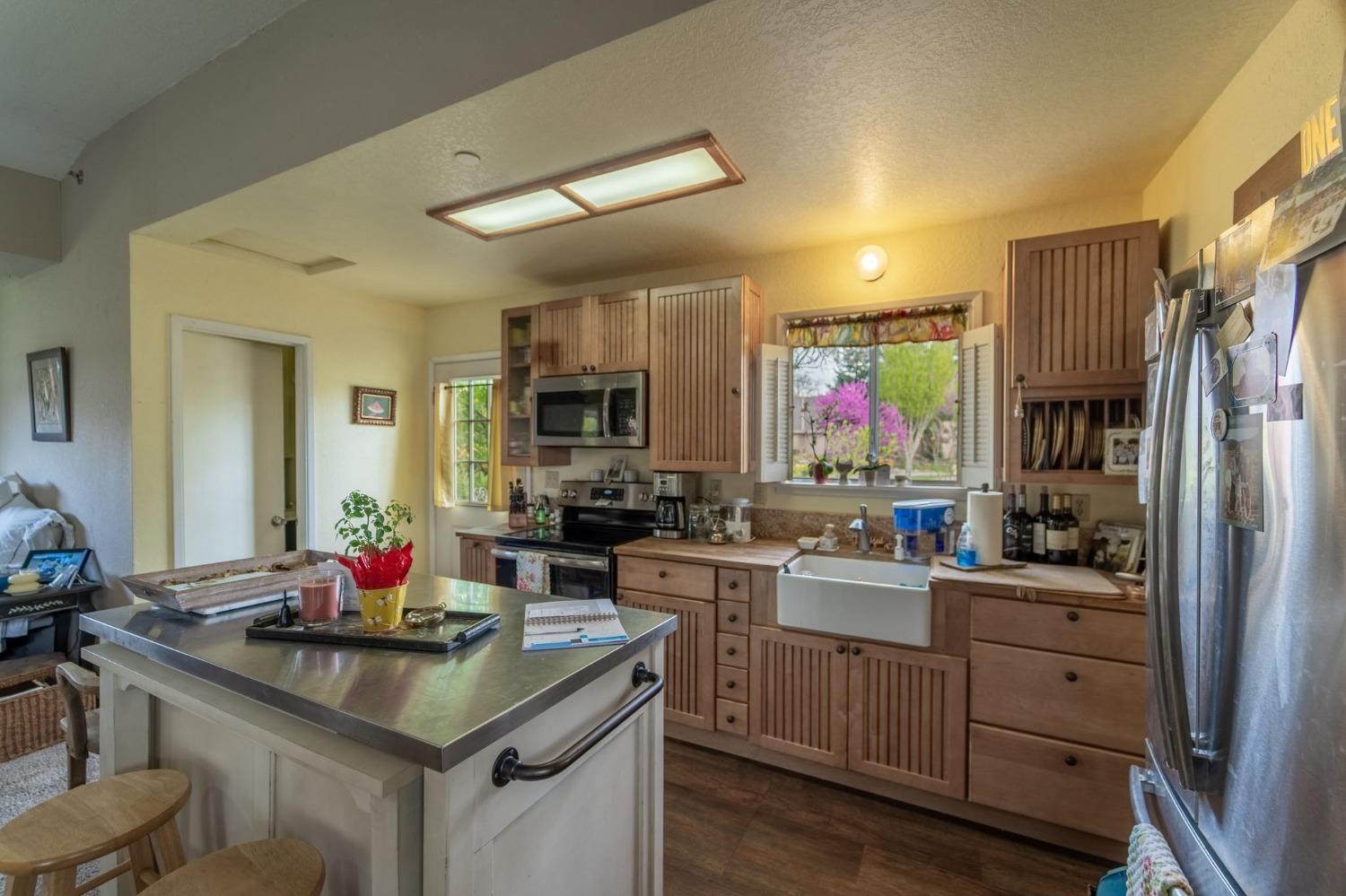 Detail Gallery Image 31 of 41 For 882 Reinman Ct, Oakdale,  CA 95361 - 3 Beds | 2 Baths
