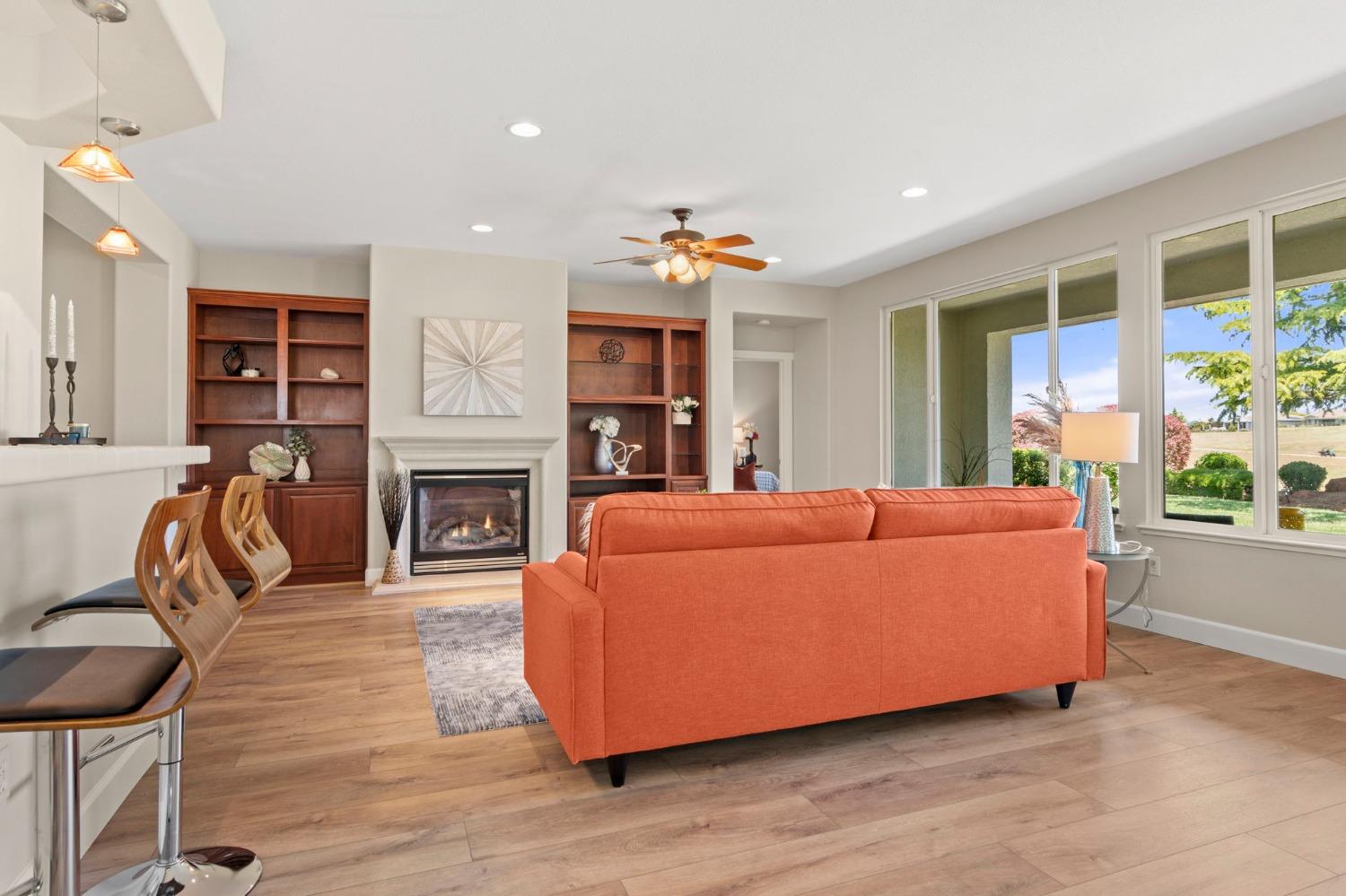 Detail Gallery Image 14 of 61 For 2756 Eagles Peak Ln, Lincoln,  CA 95648 - 2 Beds | 2 Baths
