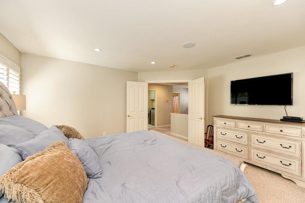 Detail Gallery Image 38 of 59 For 2460 Watercourse Way, Sacramento,  CA 95833 - 3 Beds | 2/1 Baths