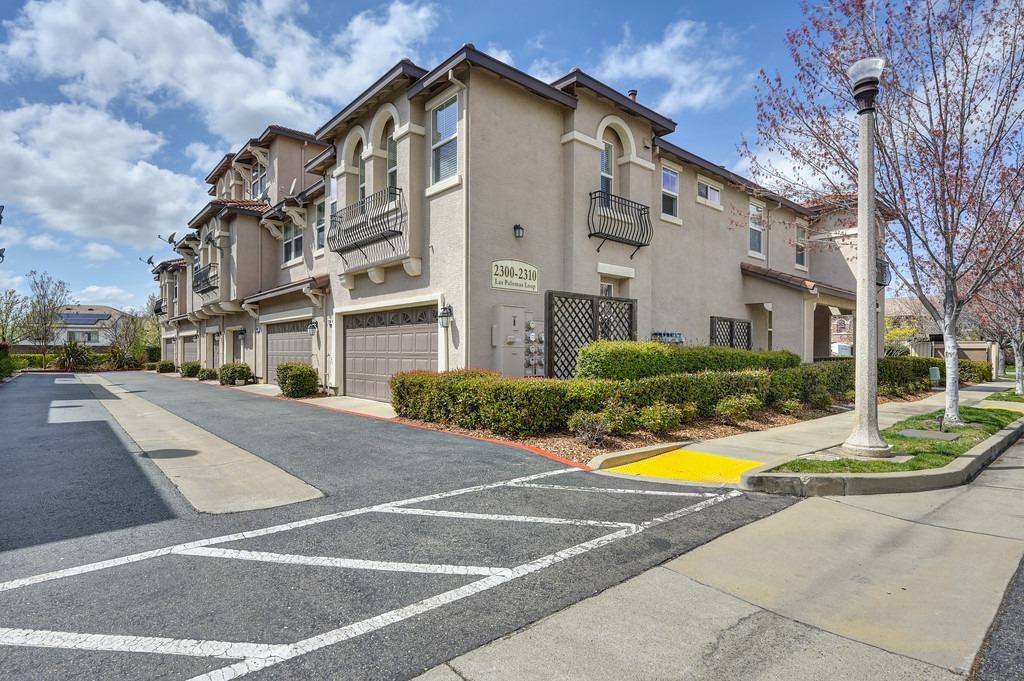 Detail Gallery Image 25 of 27 For 2304 Las Palomas Loop, Lincoln,  CA 95648 - 3 Beds | 3/1 Baths