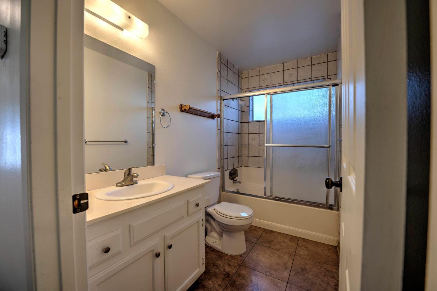 Detail Gallery Image 33 of 41 For 854 Columbia Ave, Merced,  CA 95340 - 3 Beds | 2 Baths