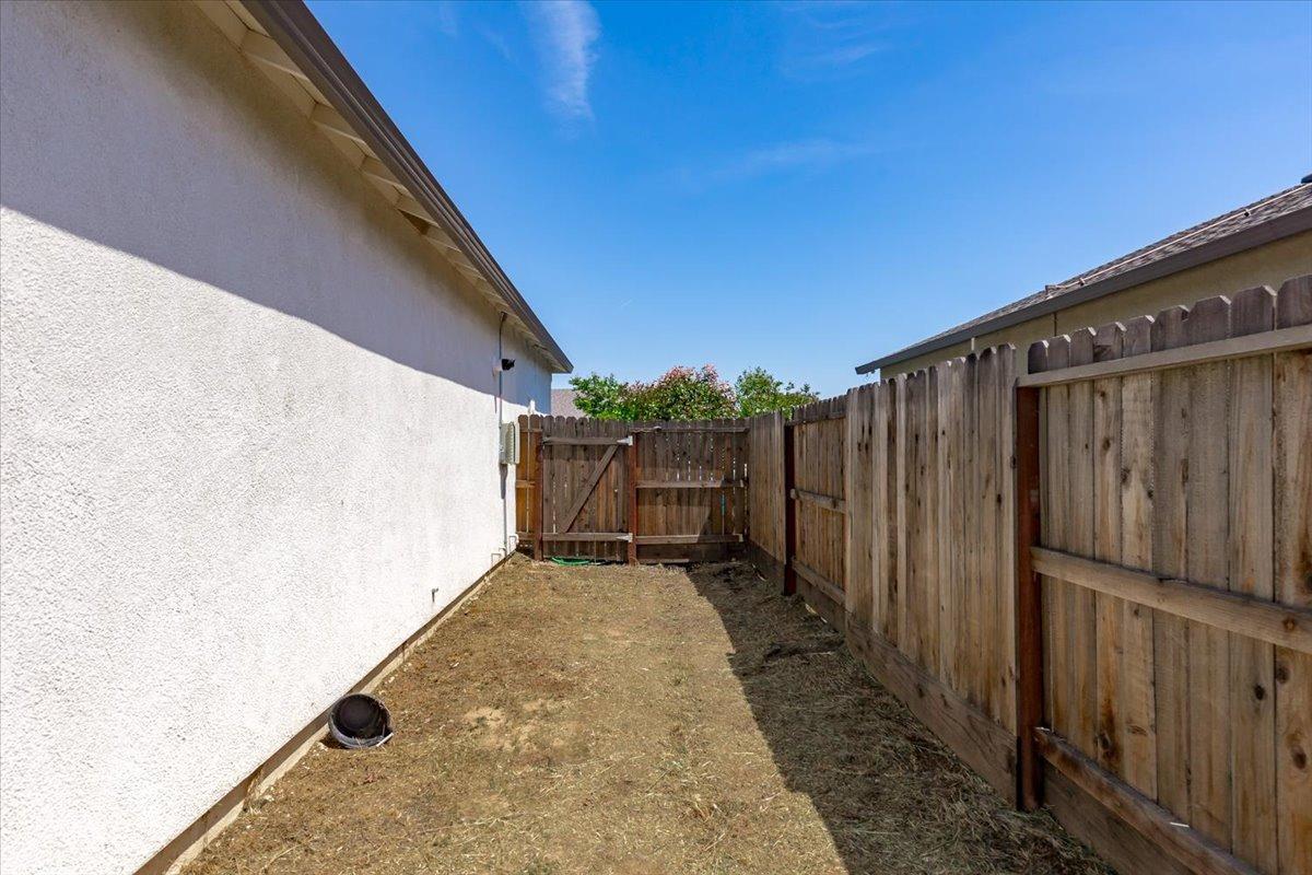 Detail Gallery Image 32 of 36 For 3814 Purple Martin Rd, Olivehurst,  CA 95961 - 3 Beds | 2 Baths
