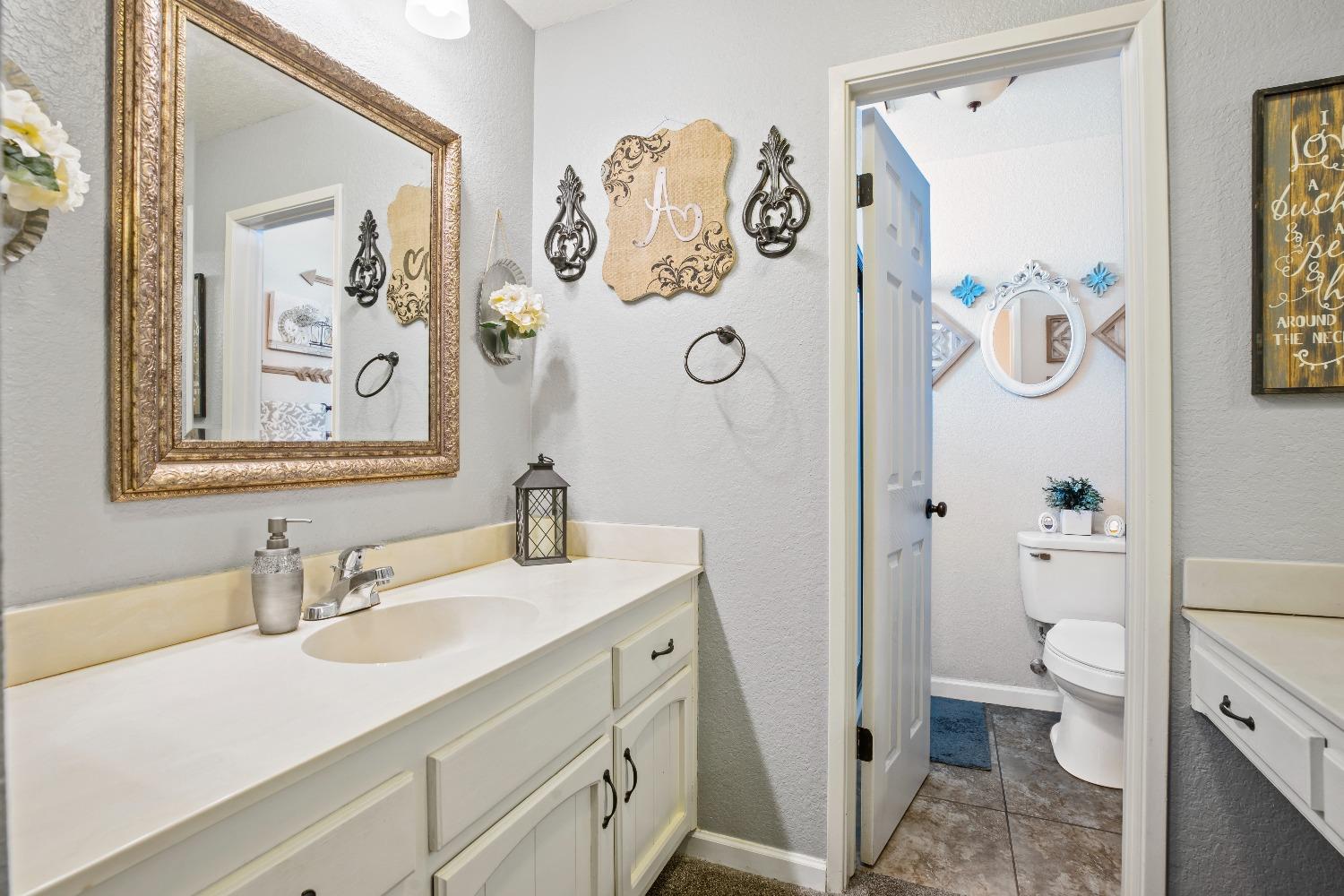 Detail Gallery Image 22 of 29 For 2717 Mill Oak Dr, Modesto,  CA 95355 - 3 Beds | 2 Baths