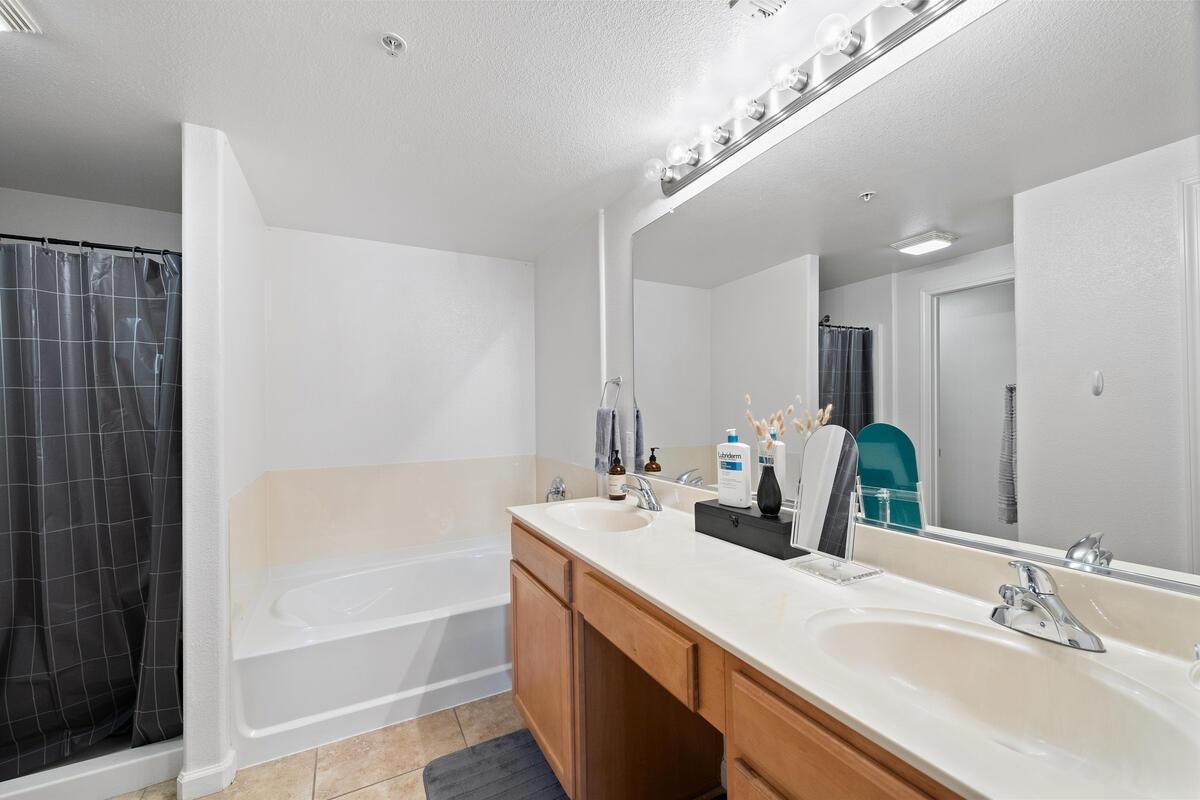 Detail Gallery Image 15 of 43 For 1364 Milano Dr #7,  West Sacramento,  CA 95691 - 2 Beds | 2 Baths