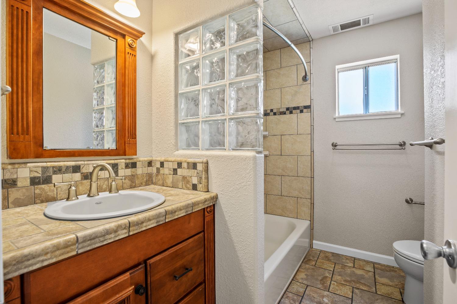 Detail Gallery Image 19 of 30 For 1913 Miller Ave, Modesto,  CA 95354 - 2 Beds | 1 Baths