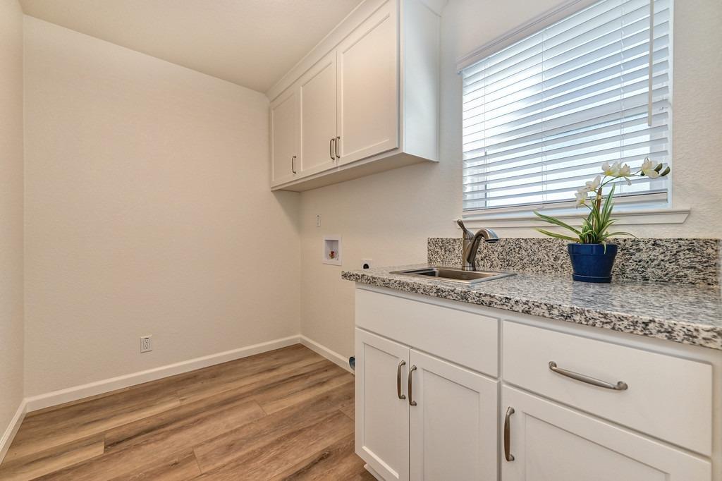 Detail Gallery Image 15 of 47 For 508 Adriana Pl, Auburn,  CA 95603 - 3 Beds | 2/1 Baths