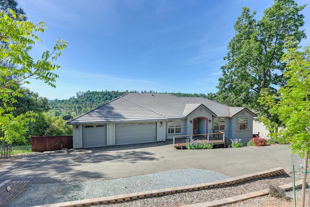 Detail Gallery Image 1 of 1 For 1487 Sean Dr, Placerville,  CA 95667 - 4 Beds | 2/1 Baths