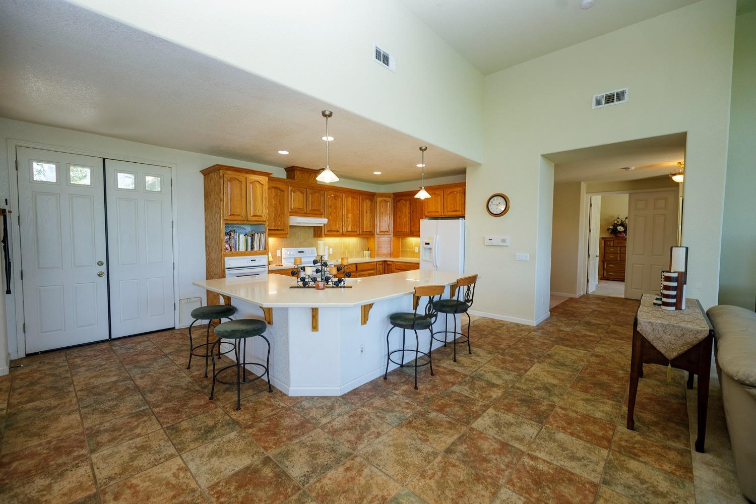 Detail Gallery Image 29 of 74 For 10012 Country Oak Ct, Oakdale,  CA 95361 - 3 Beds | 3/1 Baths