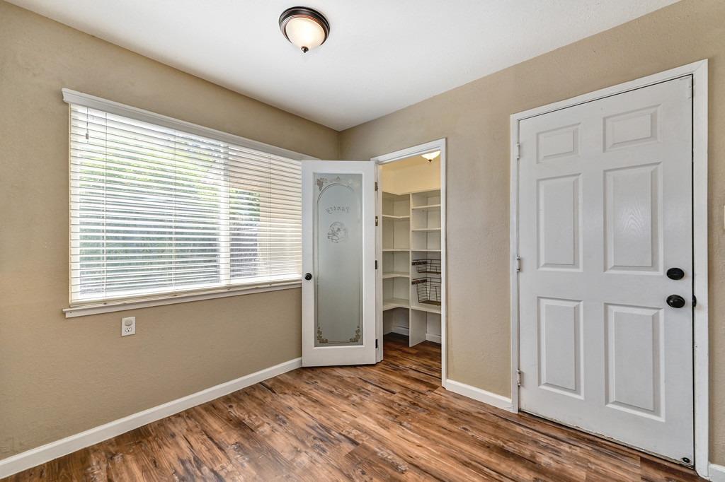 Detail Gallery Image 9 of 37 For 7924 Dogwood Way, Citrus Heights,  CA 95621 - 3 Beds | 2 Baths