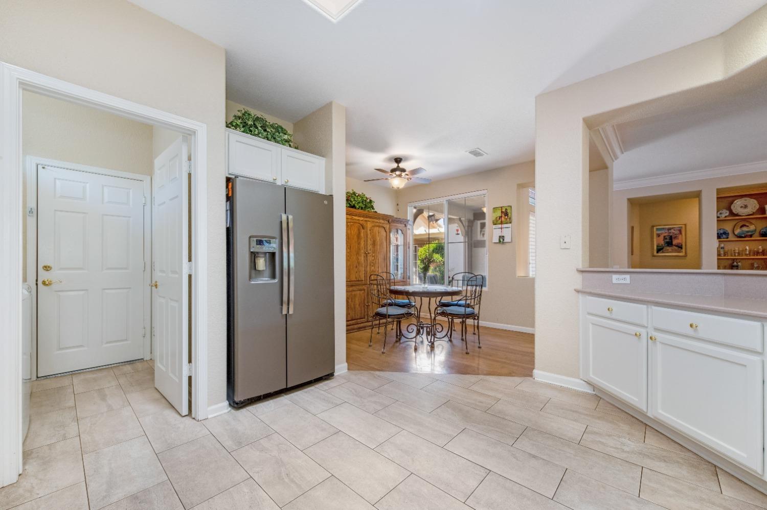 Detail Gallery Image 18 of 42 For 7020 Buggy Whip Ln, Roseville,  CA 95747 - 2 Beds | 2 Baths