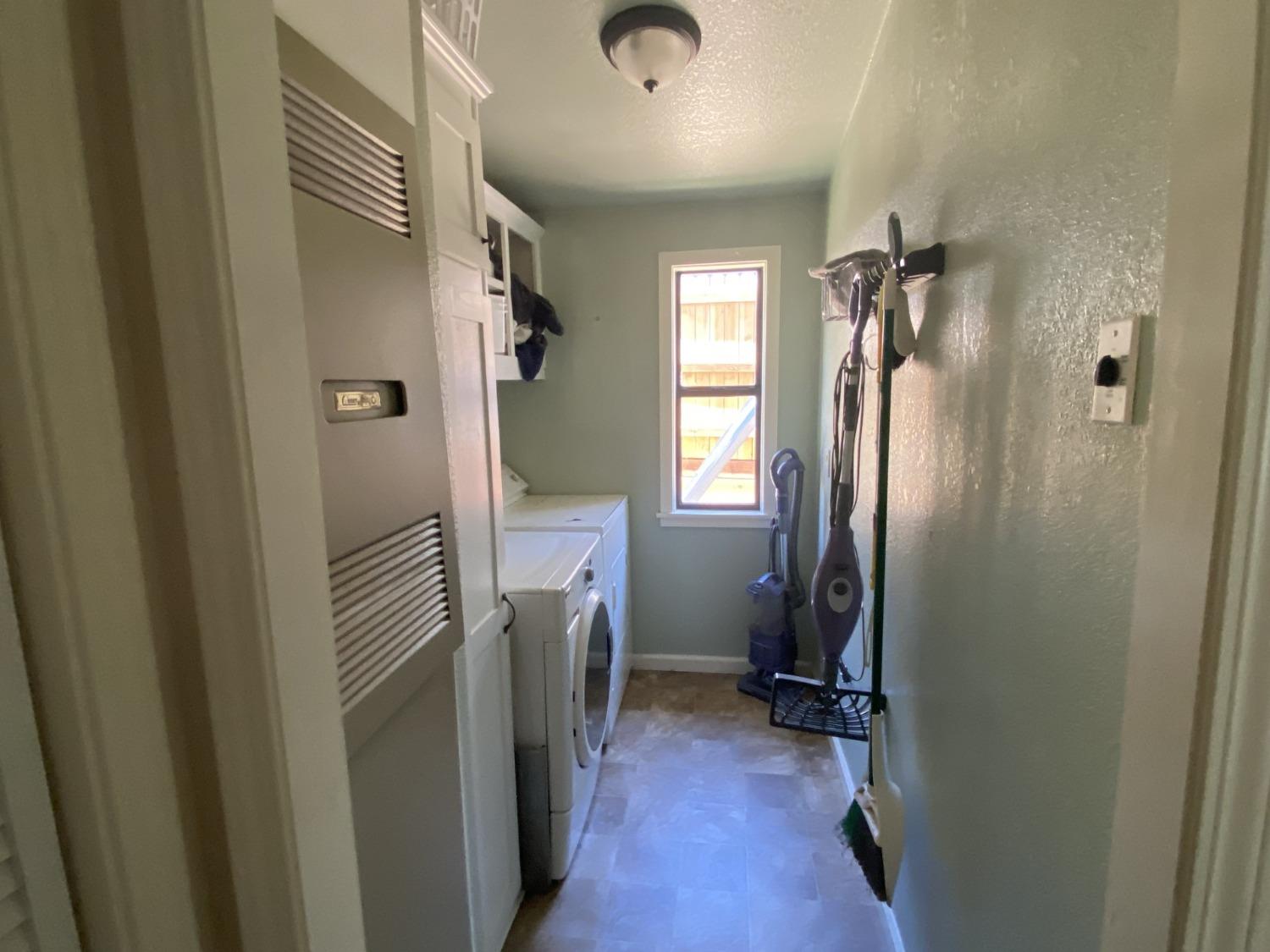 Detail Gallery Image 21 of 29 For 10064 Quartz Mine Pl, Grass Valley,  CA 95949 - 3 Beds | 2 Baths
