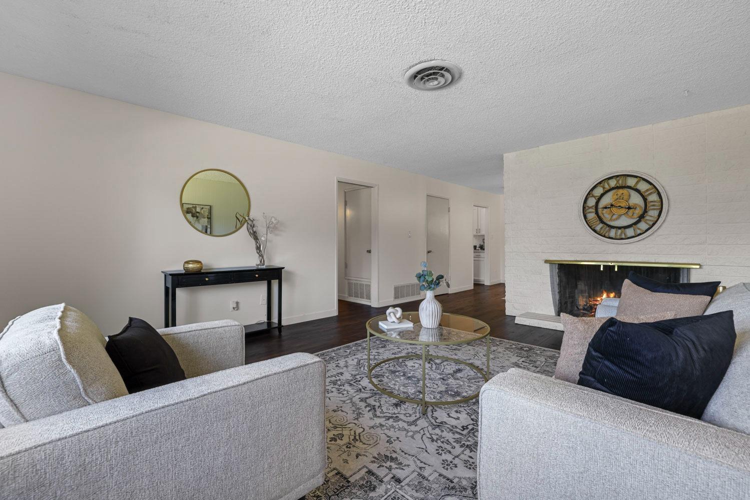 Detail Gallery Image 10 of 36 For 205 Floyd Ave #10,  Modesto,  CA 95350 - 3 Beds | 2 Baths