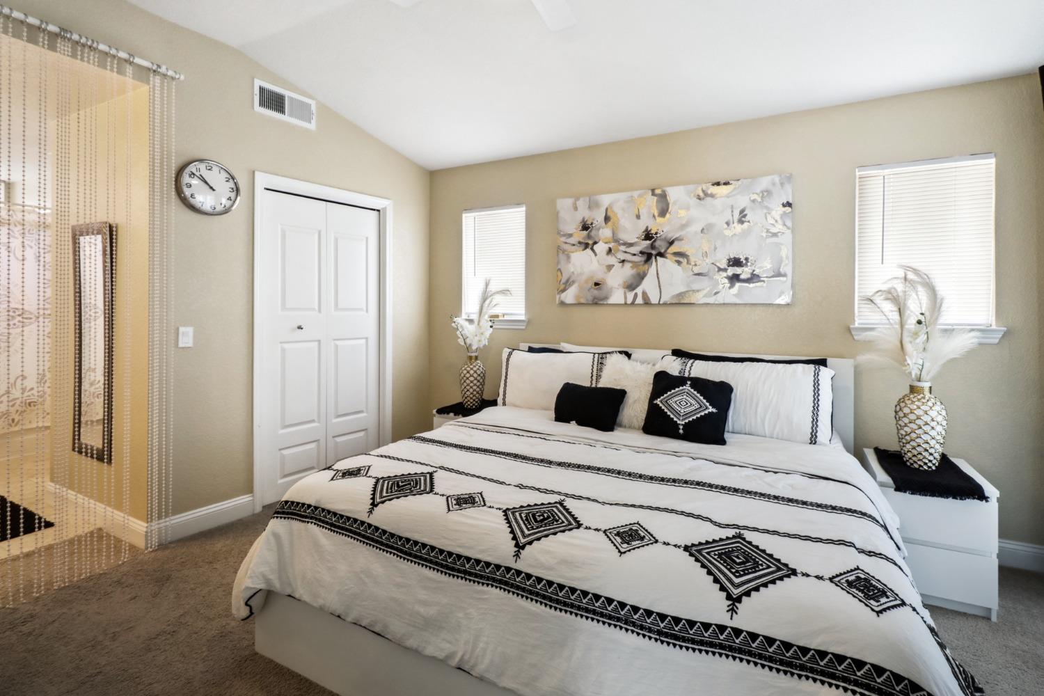 Detail Gallery Image 21 of 43 For 8520 Oakenshield Cir, Antelope,  CA 95843 - 3 Beds | 2/1 Baths