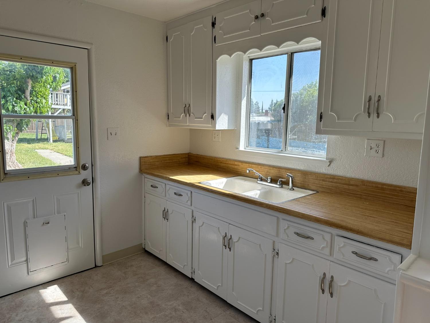 Detail Gallery Image 11 of 35 For 16337 Hilltop St, Delhi,  CA 95315 - 3 Beds | 1 Baths