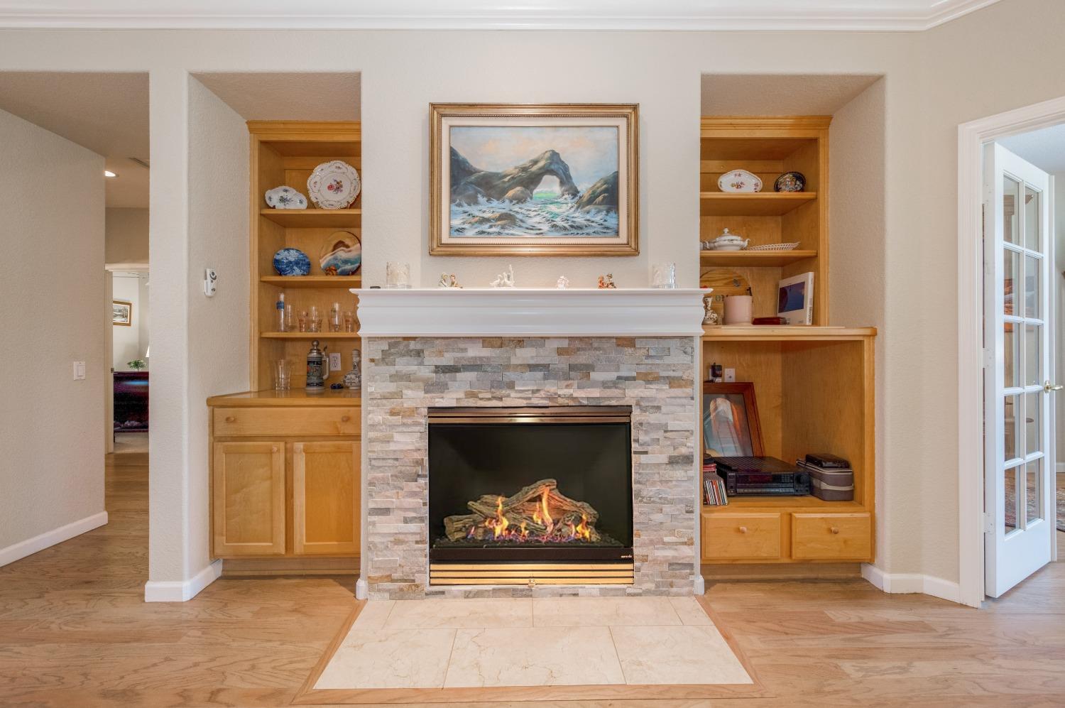 Detail Gallery Image 10 of 42 For 7020 Buggy Whip Ln, Roseville,  CA 95747 - 2 Beds | 2 Baths