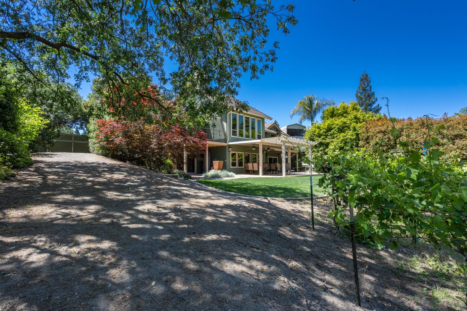 Detail Gallery Image 31 of 53 For 9961 Poppy Hills Dr, Oakdale,  CA 95361 - 3 Beds | 2/1 Baths