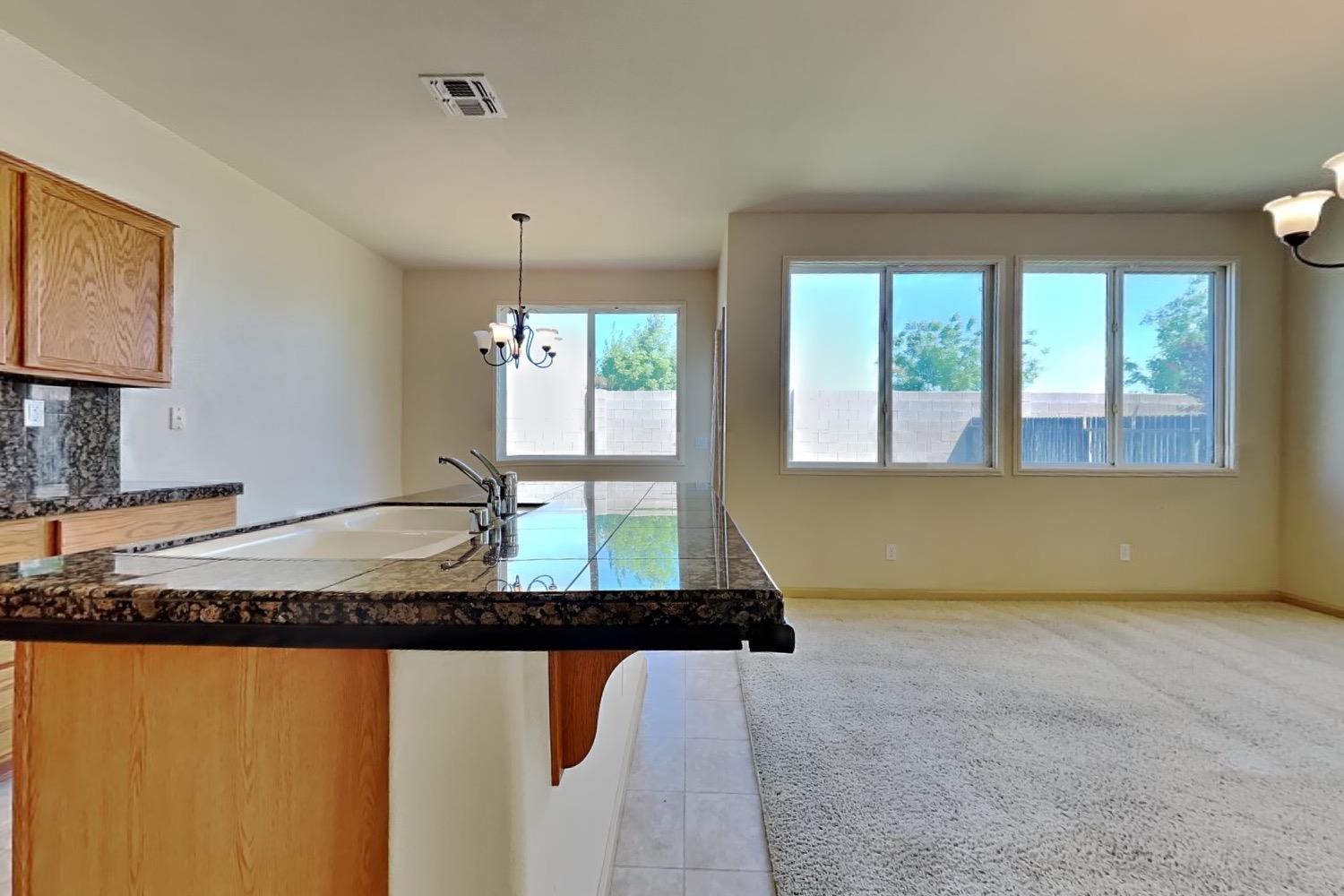 Detail Gallery Image 22 of 86 For 1573 Esplanade Dr, Merced,  CA 95348 - 4 Beds | 2 Baths
