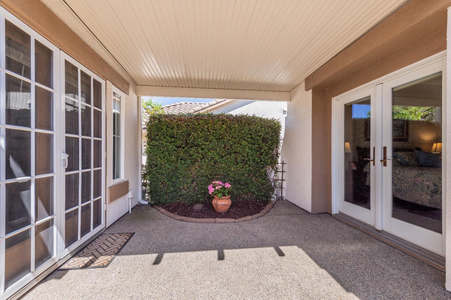 Detail Gallery Image 28 of 42 For 7020 Buggy Whip Ln, Roseville,  CA 95747 - 2 Beds | 2 Baths