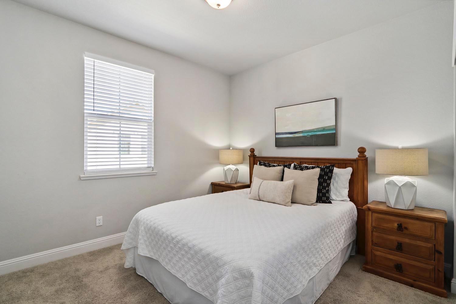 Detail Gallery Image 17 of 30 For 3817 Miners Ravine Dr, Roseville,  CA 95661 - 3 Beds | 2/1 Baths