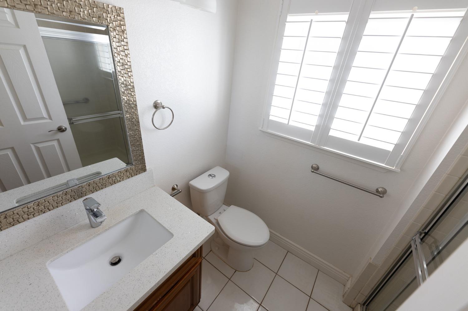 Detail Gallery Image 22 of 35 For 8547 Still Woods Ct, Sacramento,  CA 95828 - 2 Beds | 2 Baths