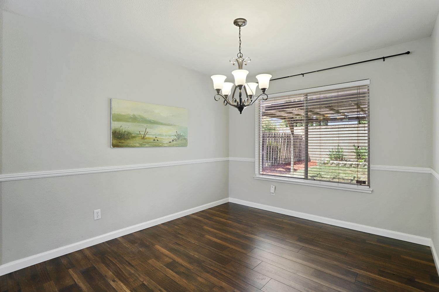 Detail Gallery Image 14 of 48 For 305 Pacheco Dr, Tracy,  CA 95376 - 4 Beds | 2/1 Baths