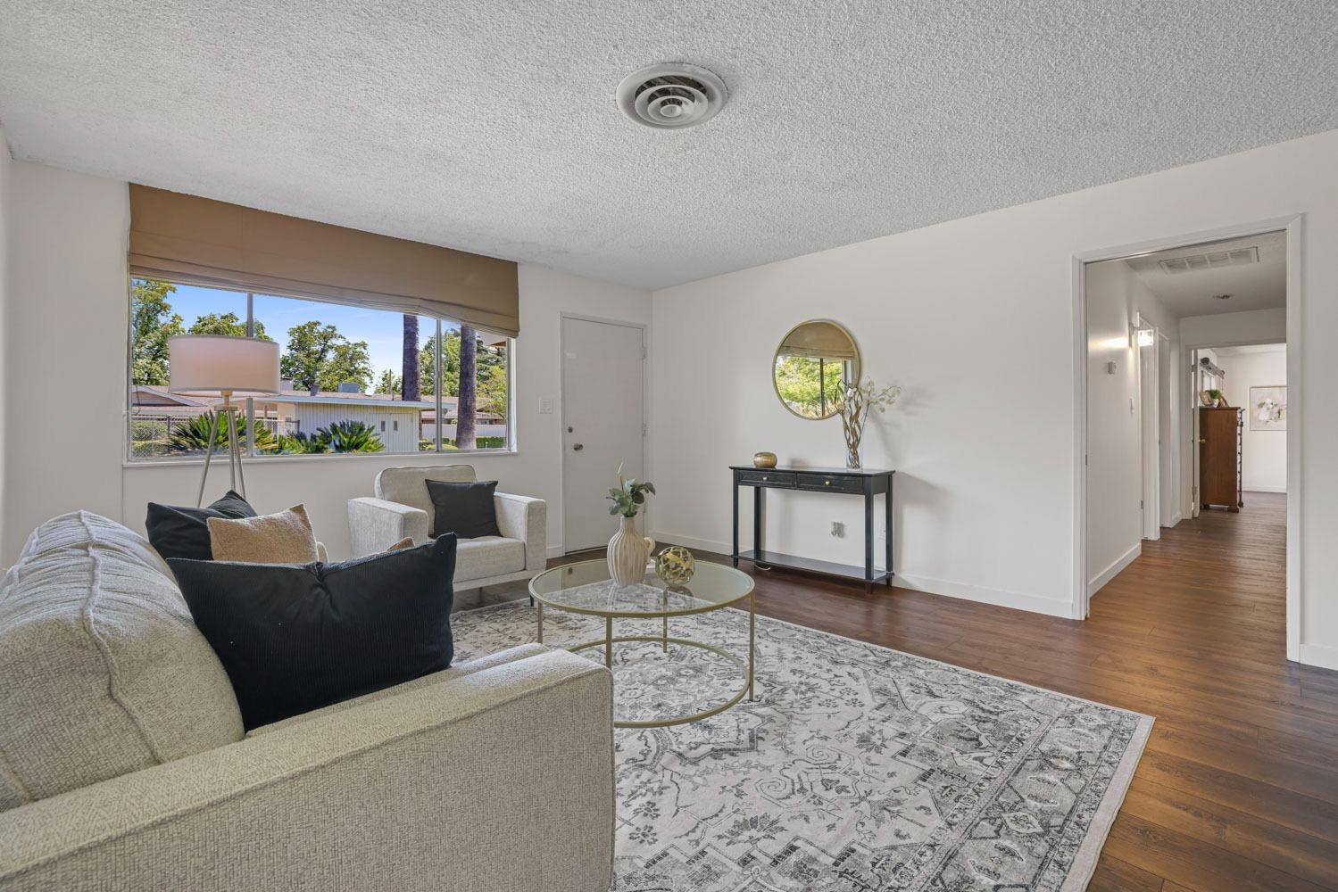 Detail Gallery Image 9 of 36 For 205 Floyd Ave #10,  Modesto,  CA 95350 - 3 Beds | 2 Baths