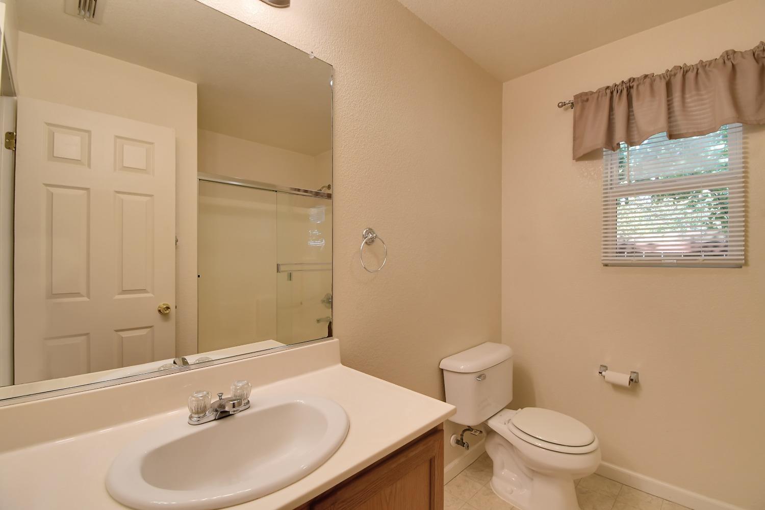Detail Gallery Image 23 of 37 For 1746 Brianna Ave, Olivehurst,  CA 95961 - 3 Beds | 2 Baths