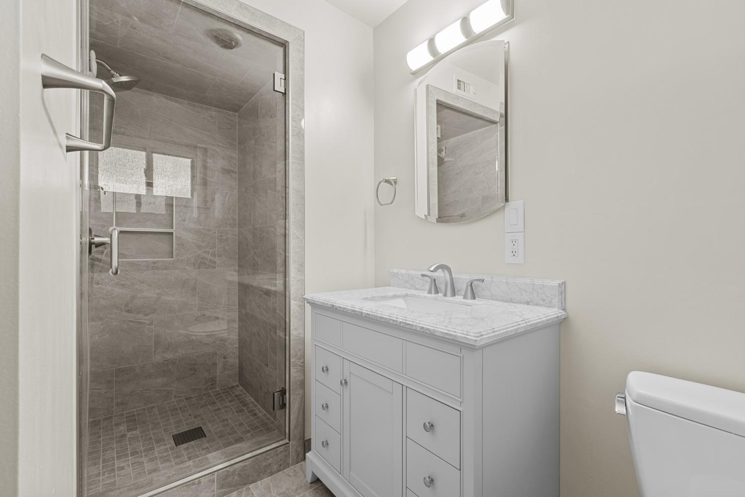 Detail Gallery Image 21 of 36 For 1531 Gregory Way, Carmichael,  CA 95608 - 3 Beds | 2 Baths