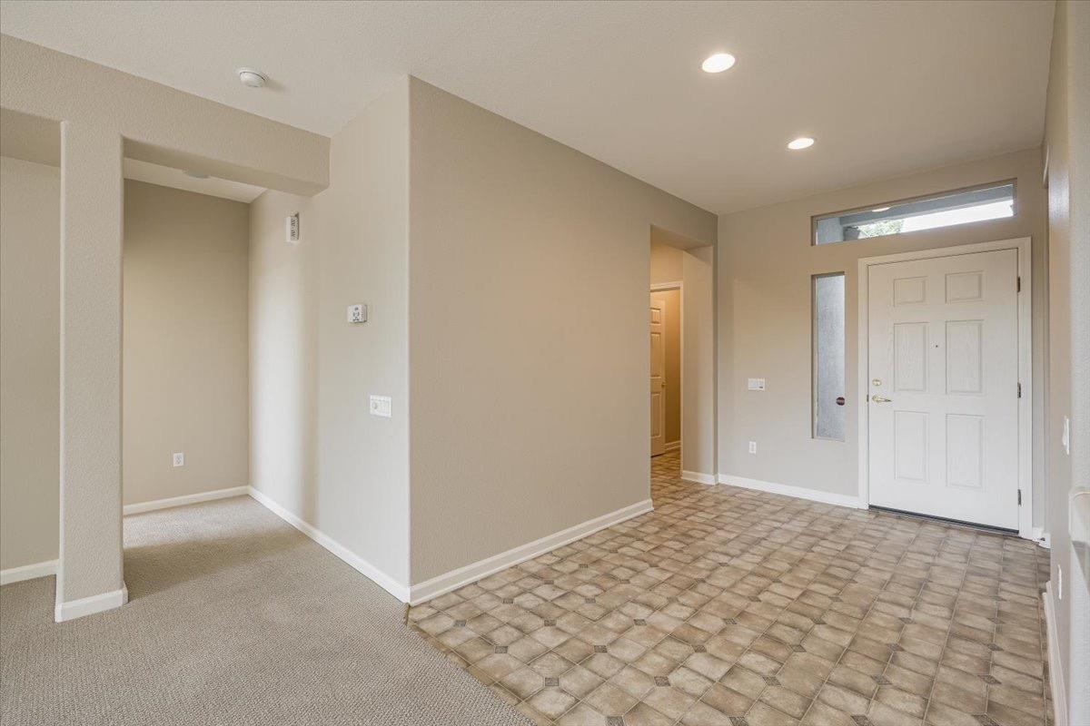 Detail Gallery Image 12 of 29 For 244 Lariat Loop, Lincoln,  CA 95648 - 2 Beds | 2 Baths