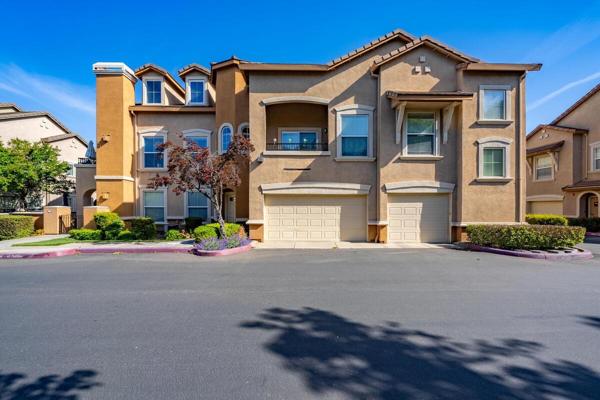 Detail Gallery Image 1 of 43 For 1364 Milano Dr #7,  West Sacramento,  CA 95691 - 2 Beds | 2 Baths