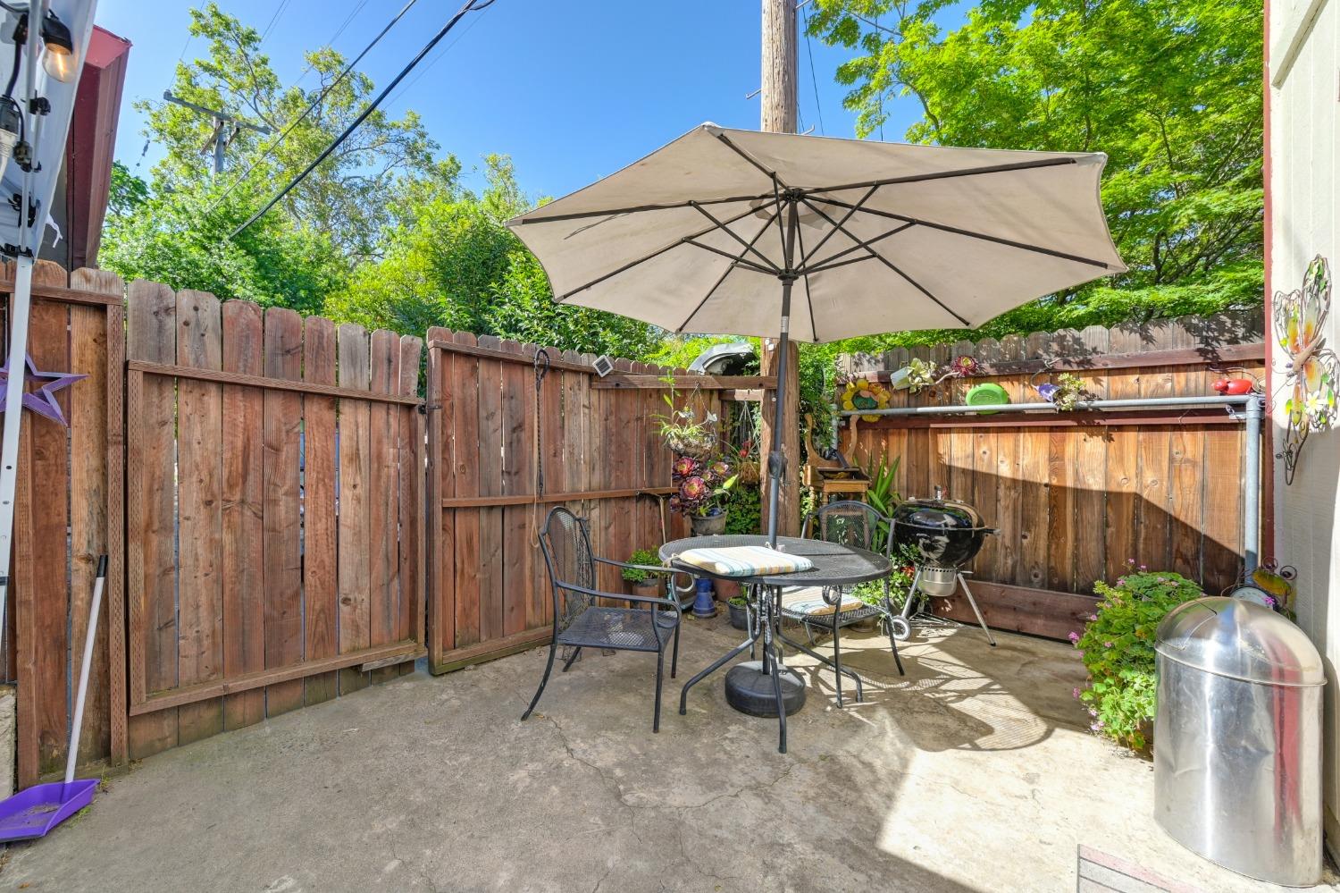 Detail Gallery Image 19 of 27 For 1549 Virginia Ave, West Sacramento,  CA 95691 - 4 Beds | 2 Baths