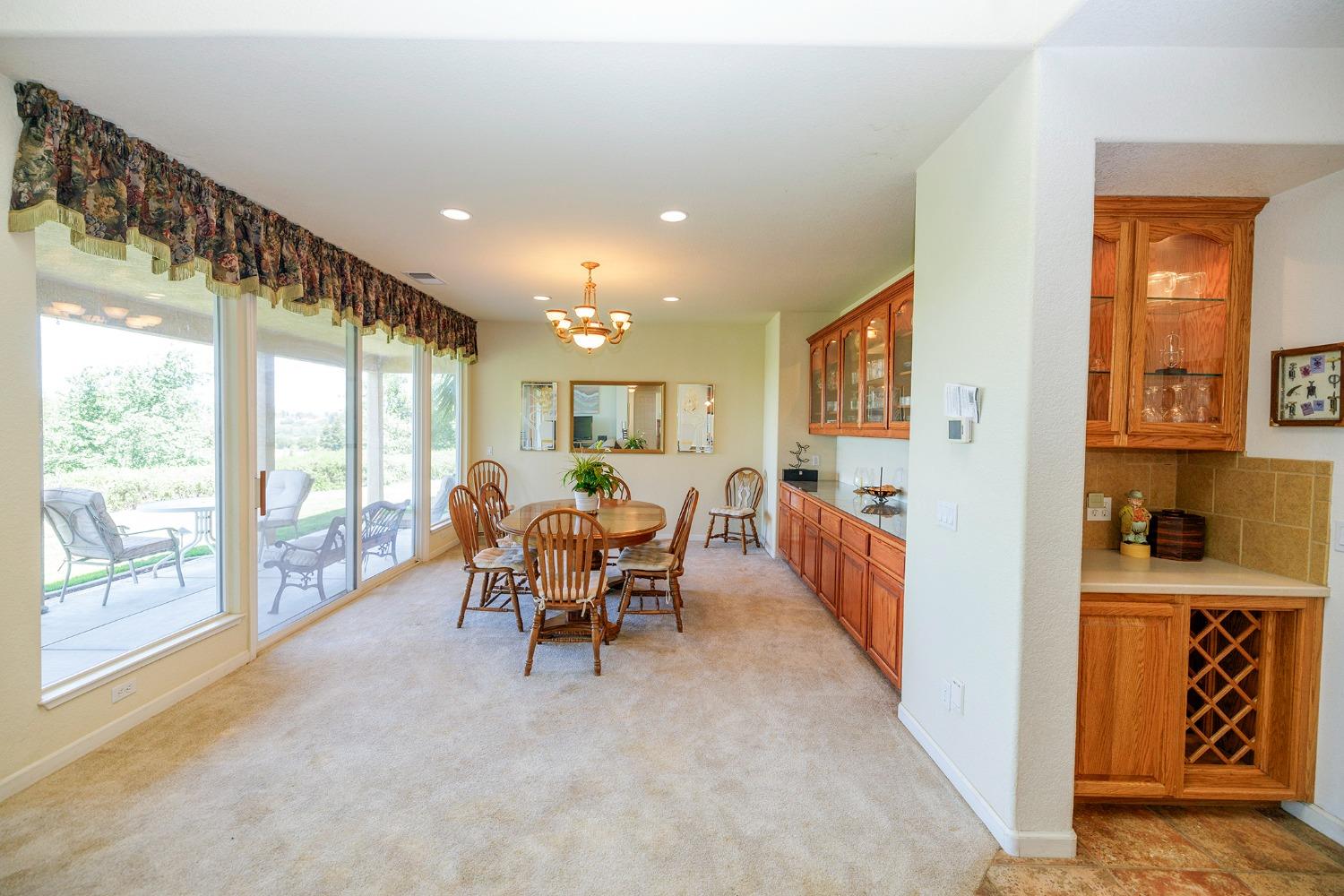 Detail Gallery Image 23 of 74 For 10012 Country Oak Ct, Oakdale,  CA 95361 - 3 Beds | 3/1 Baths