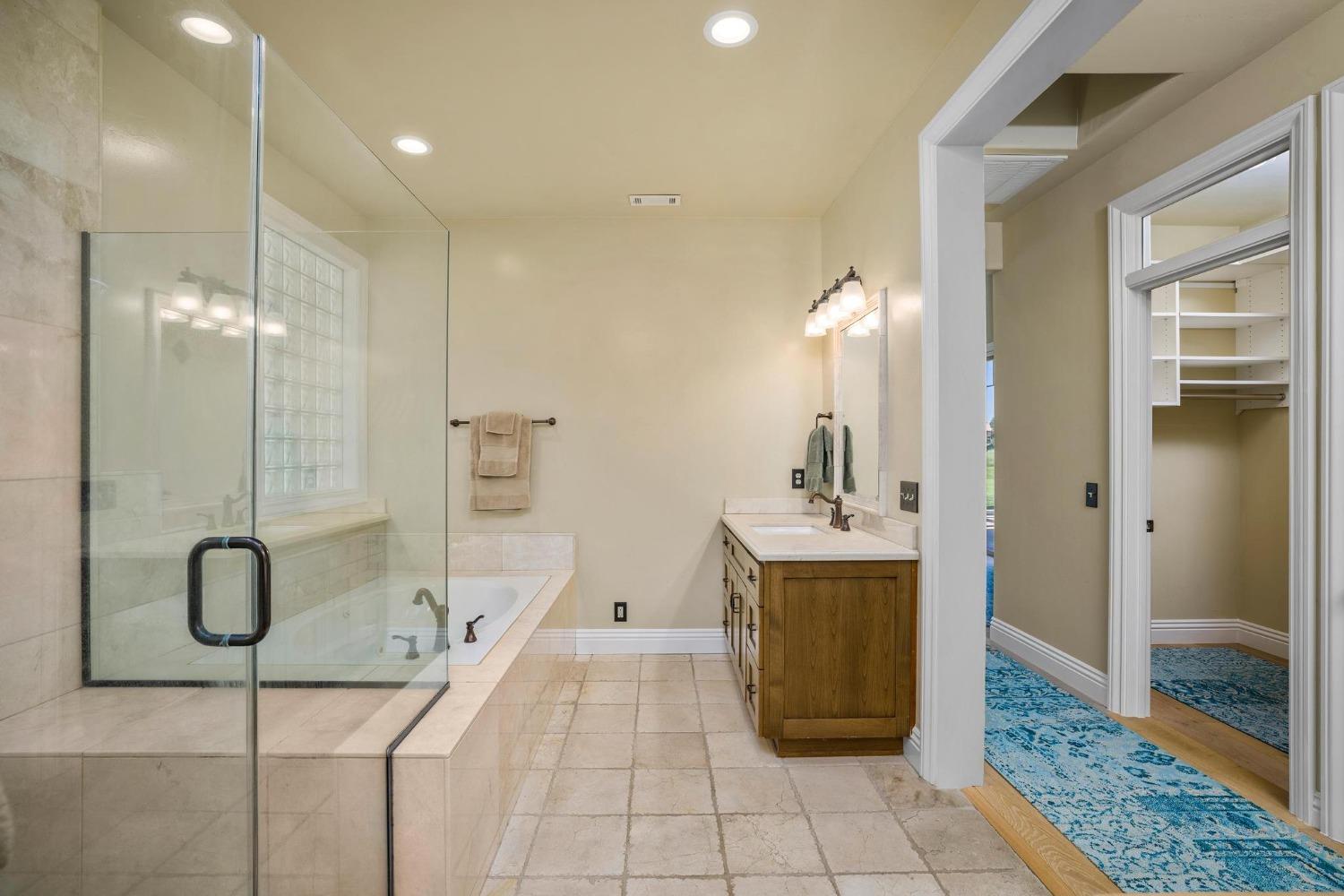 Detail Gallery Image 22 of 41 For 1281 Knolls Dr #217,  Copperopolis,  CA 95228 - 3 Beds | 3/1 Baths
