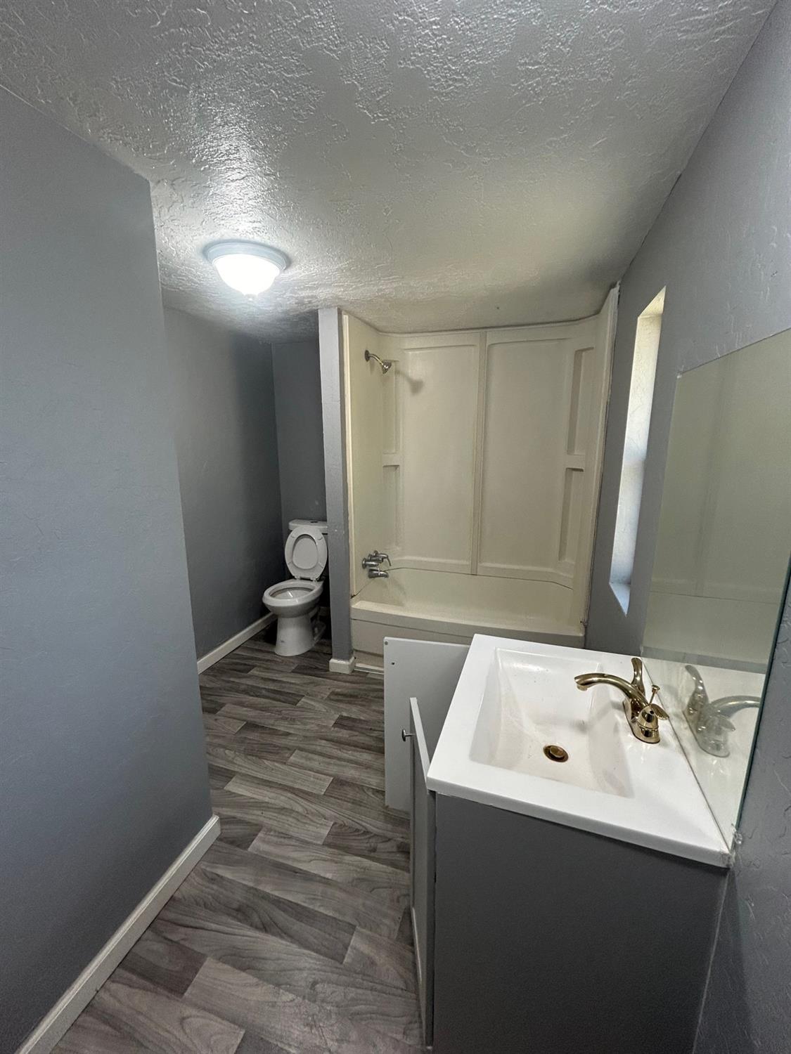 Detail Gallery Image 19 of 28 For 1786 W Washington St, Stockton,  CA 95203 - 2 Beds | 2 Baths