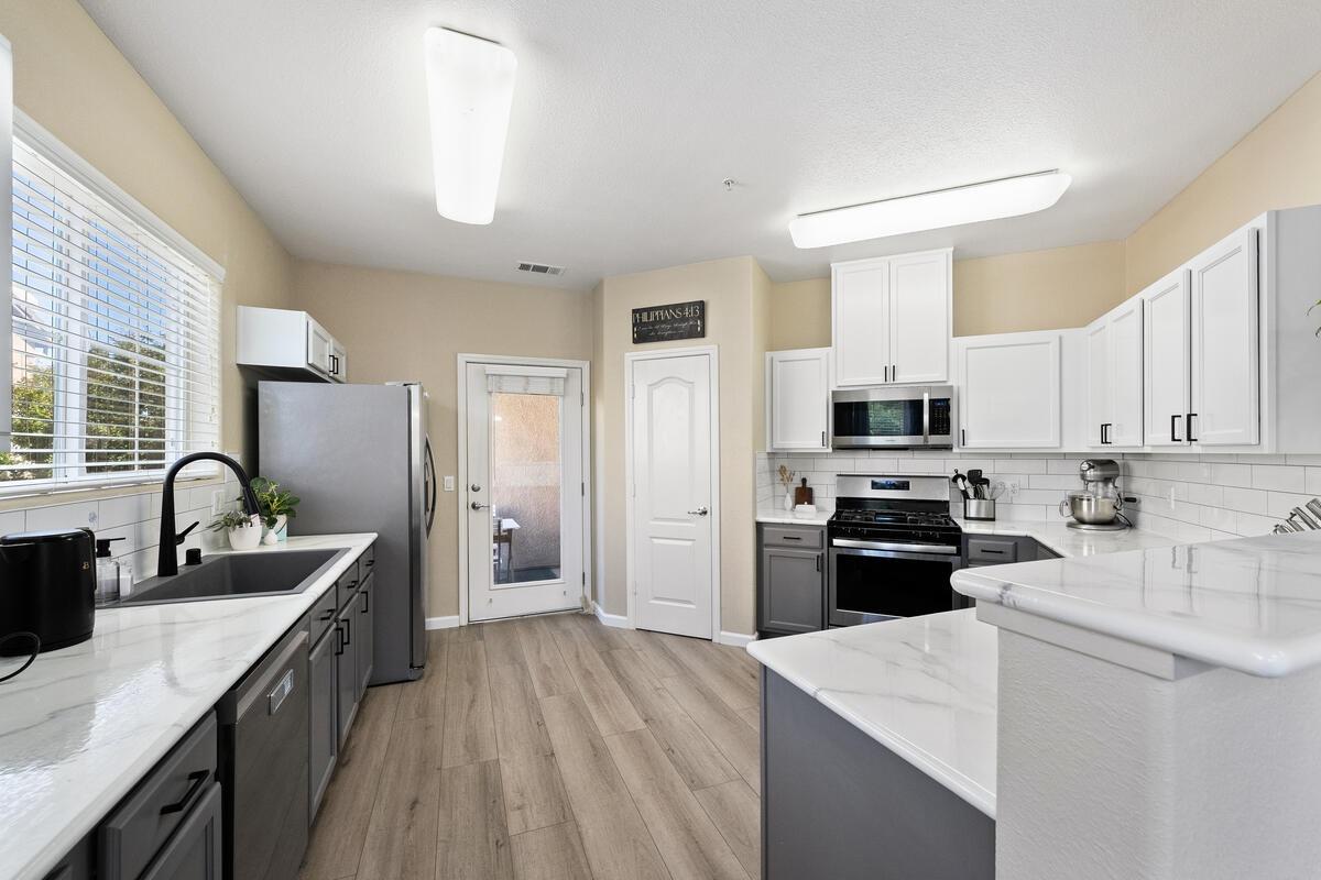 Detail Gallery Image 24 of 43 For 1364 Milano Dr #7,  West Sacramento,  CA 95691 - 2 Beds | 2 Baths